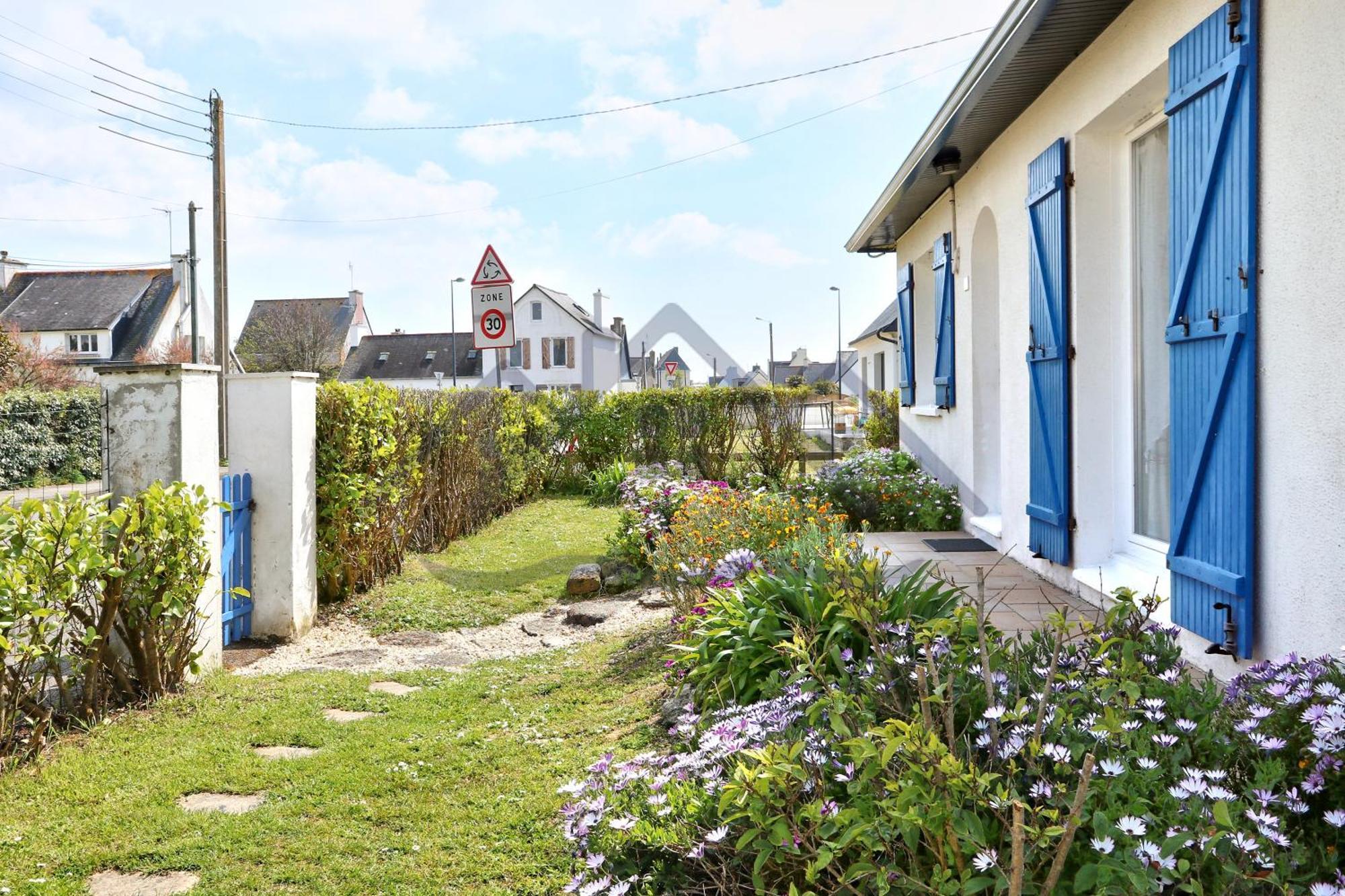 LocaLise - Souvenir du Guil est une maison de plain-pied avec jardin clos au Guilvinec - Tout à pied, plages, port, centre, commerces, marché - Wif inclus - Linge de lit inclus - Animaux bienvenus Esterno foto